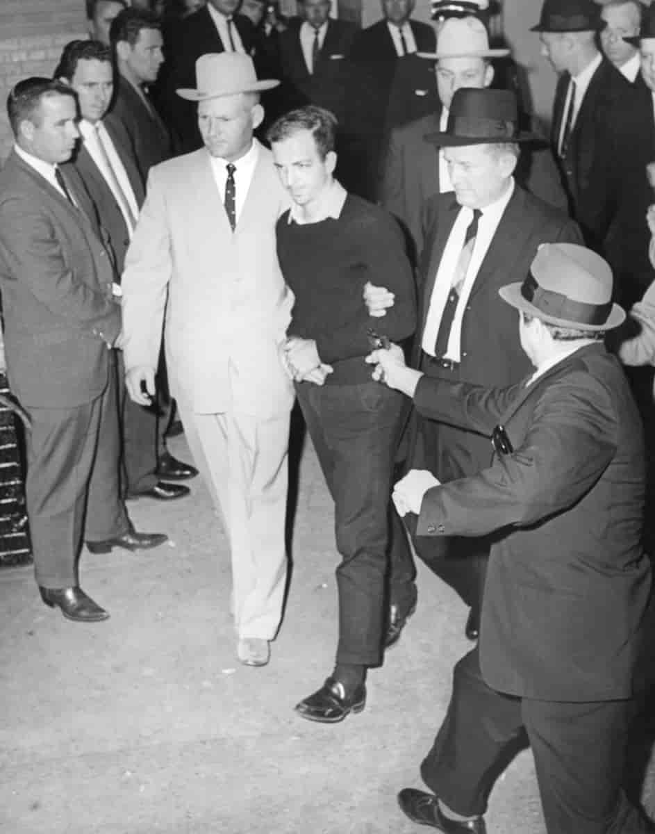 Jack Ruby skyter Lee Harvey Oswald