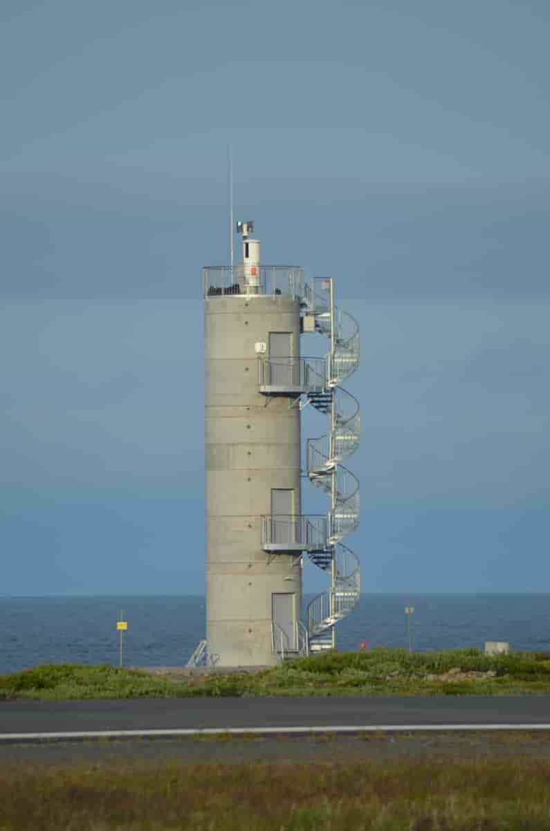 Fjernstyrt kontrolltårn ved Vardø lufthavn