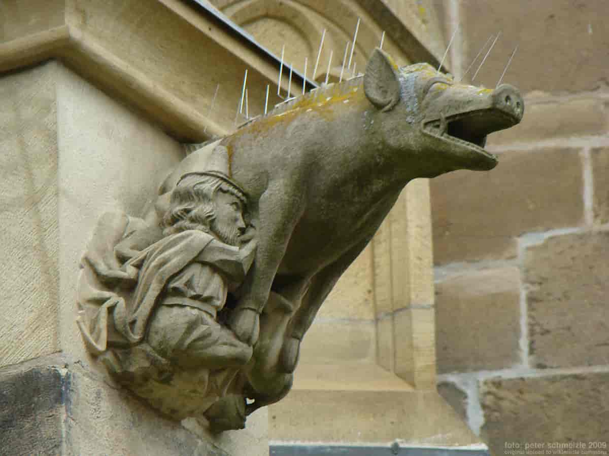 Det såkalte "jødesvinet", var lenge populært i kirkekunsten.