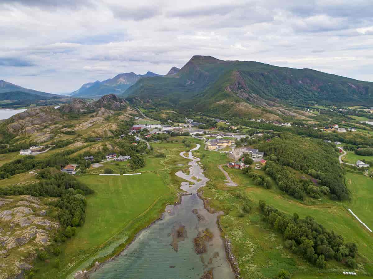Leinesfjord luftfoto