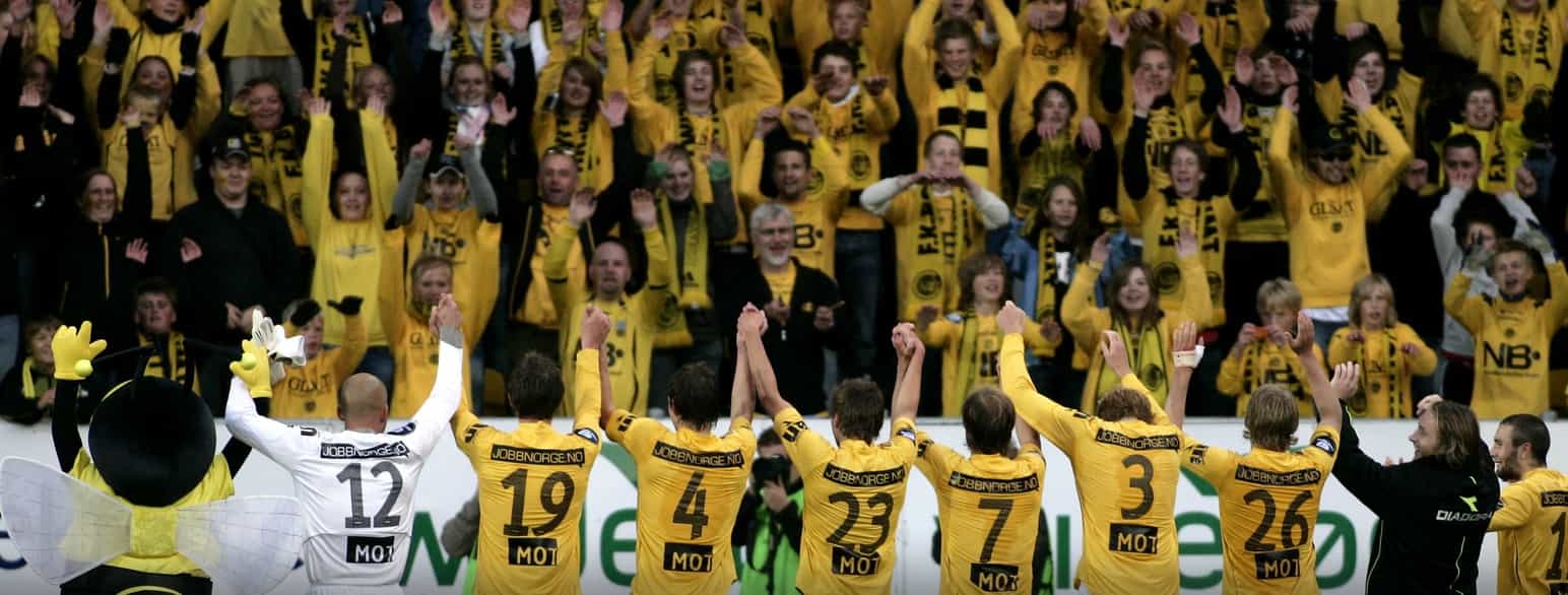 Bodø/Glimt og Den gule horde feirer etter en seier