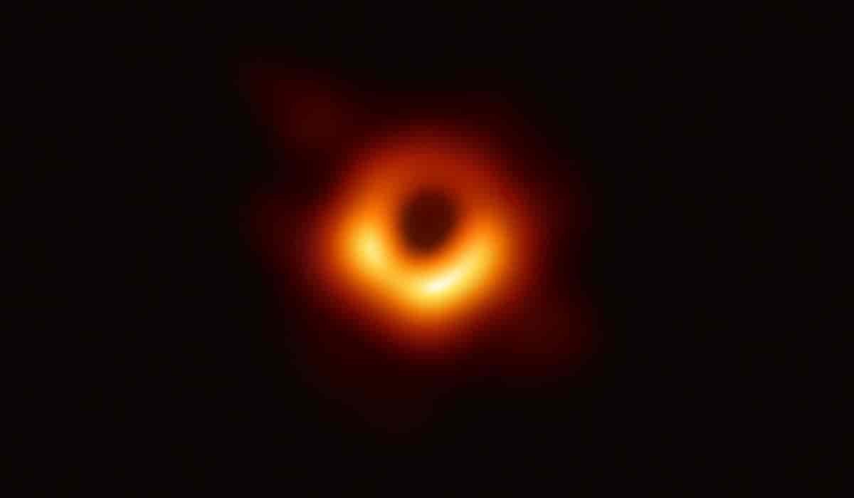 Event Horizom Telescope, M87