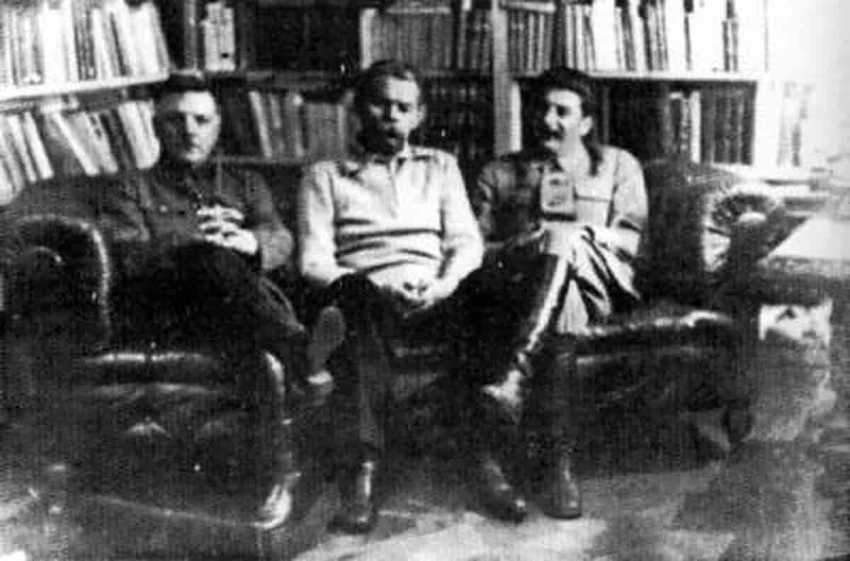 Klement Voroshilov, Maksim Gorkij og Josef Stalin, 11. oktober 1931.