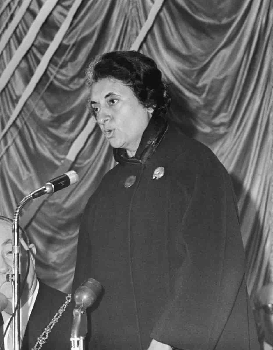 Indira Gandhi taler