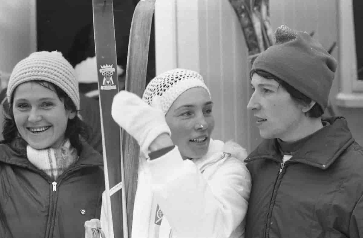 De sovjetiske gullvinnerne 3 x 5 km stafett for kvinner, Oslo, 1966