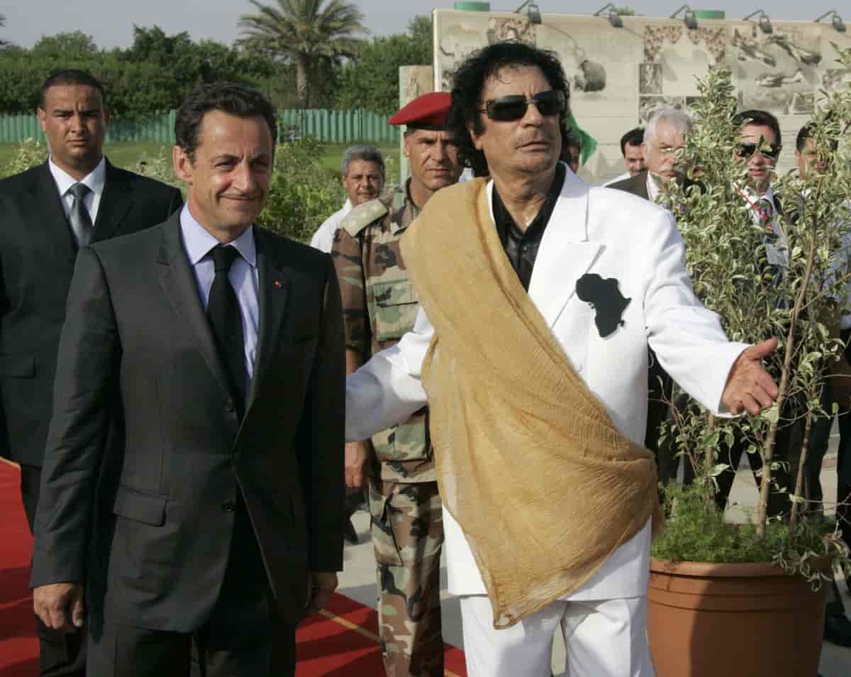 Gaddafi og Sarkozy