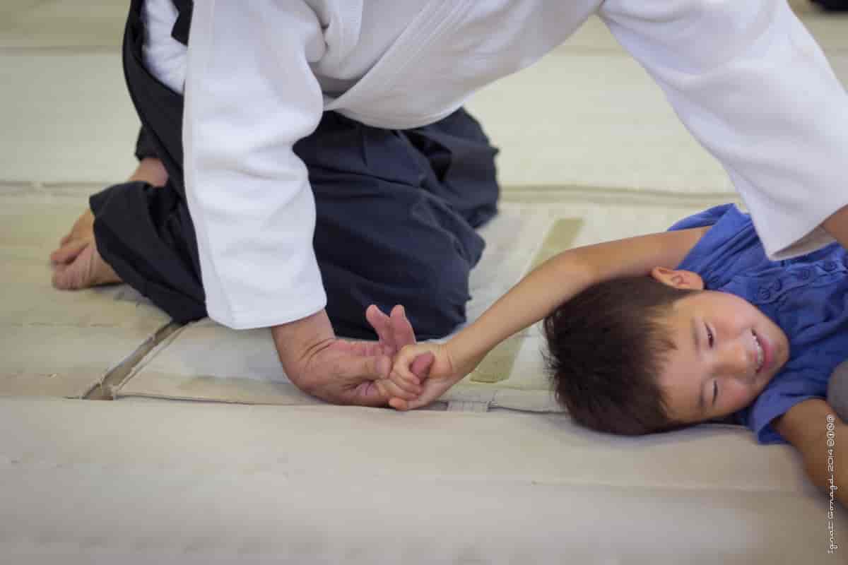 Demonstrasjon av aikido for barn.