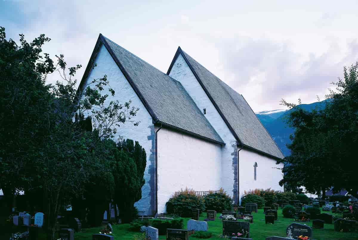 Aurland kirke