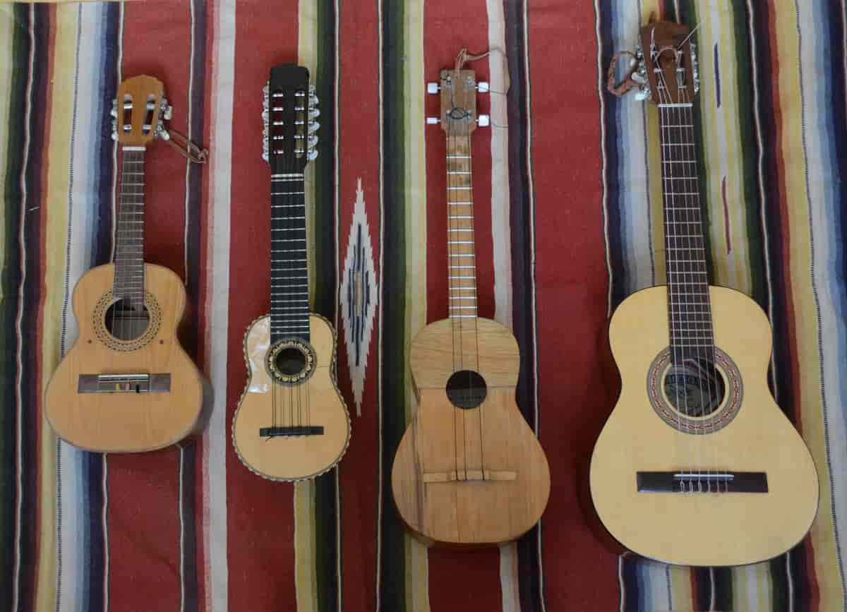 Latinamerikanske strengeinstrumenter