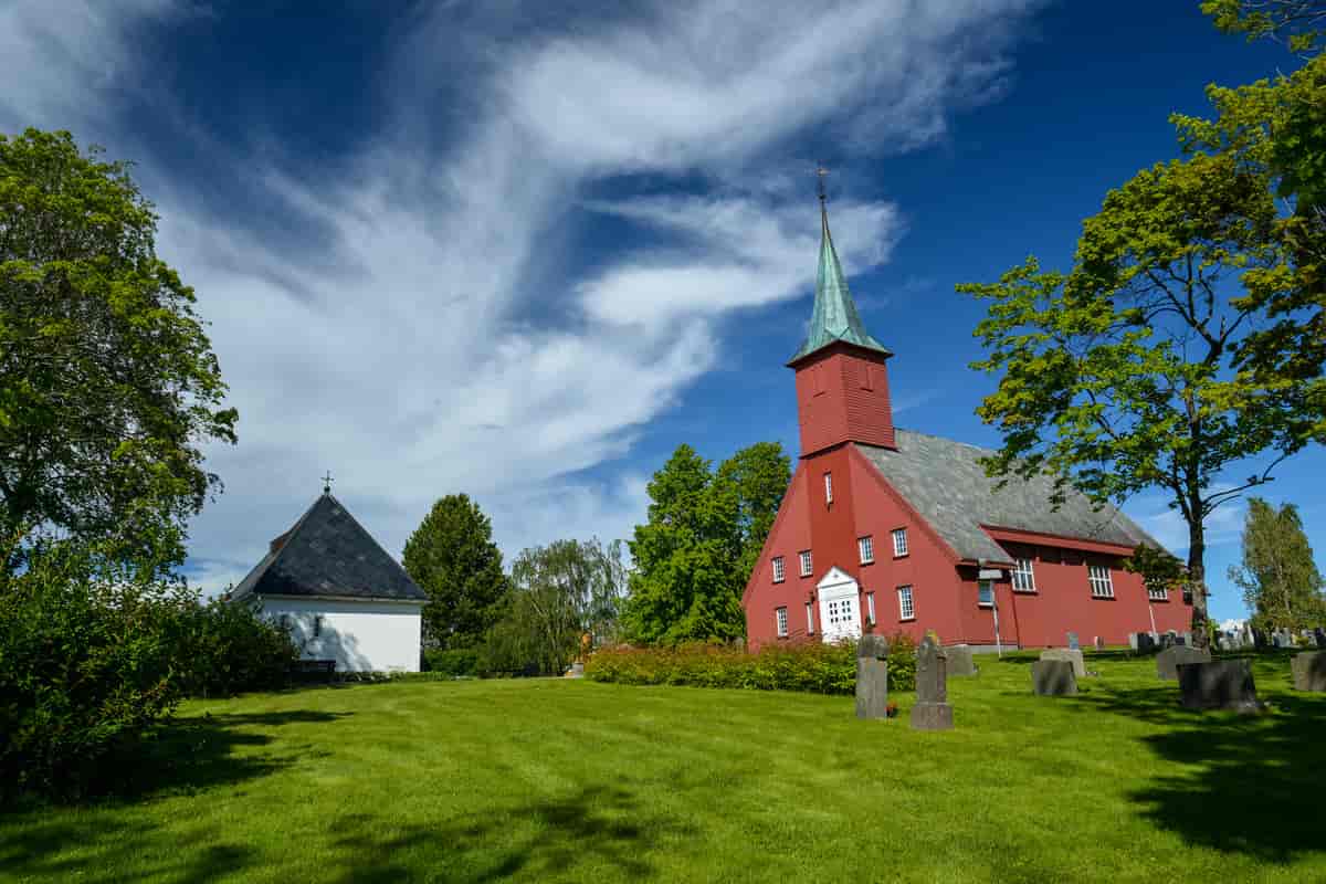 Leinstrand kirke