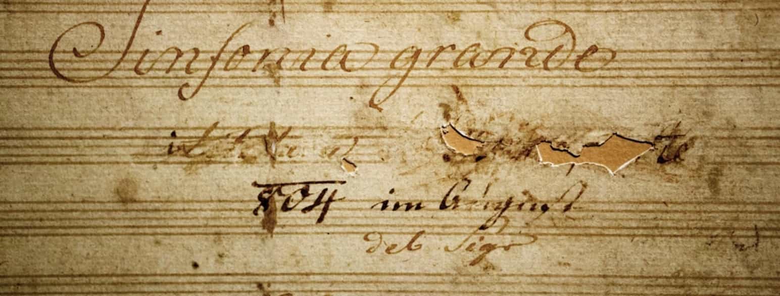 Forsiden på Eroica-symfonien. Dedikasjonen til Napoleon Bonaparte er strøket ut.
