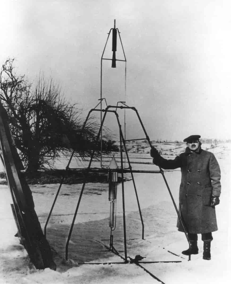 Robert Goddard 8. Mars 1926.
