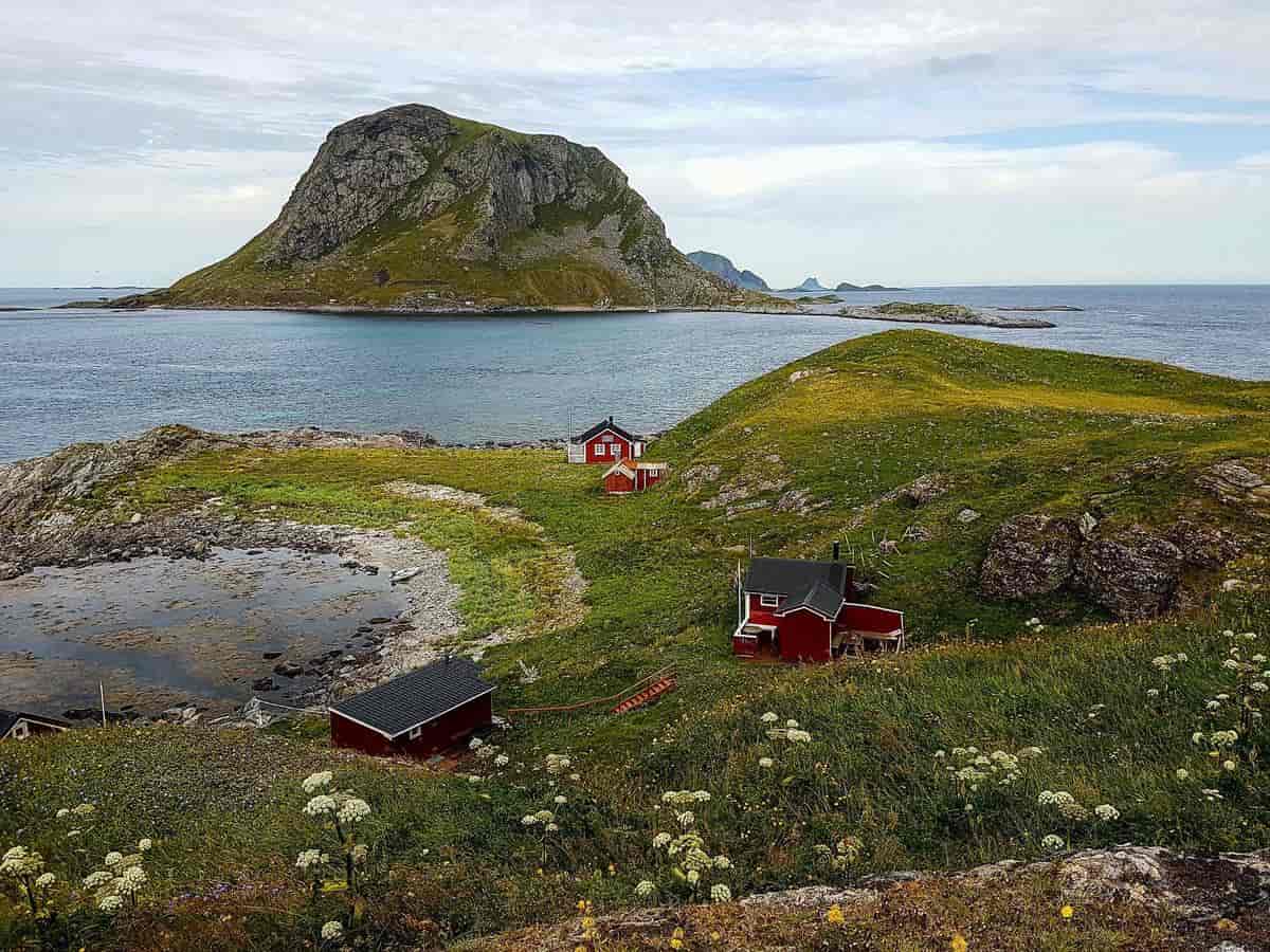 Sandøya, Røstøyan