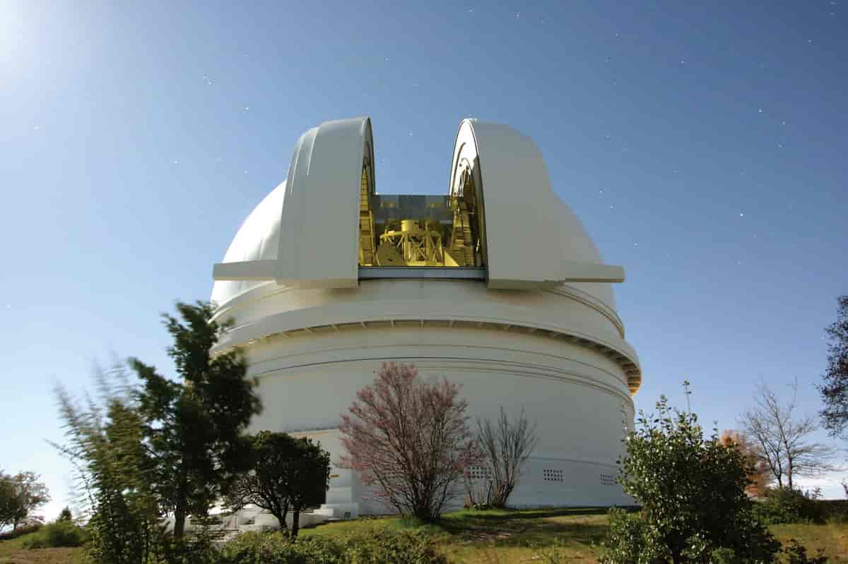 Tårn- og kuppelbygning til 5,1 meter Hale Telescope.