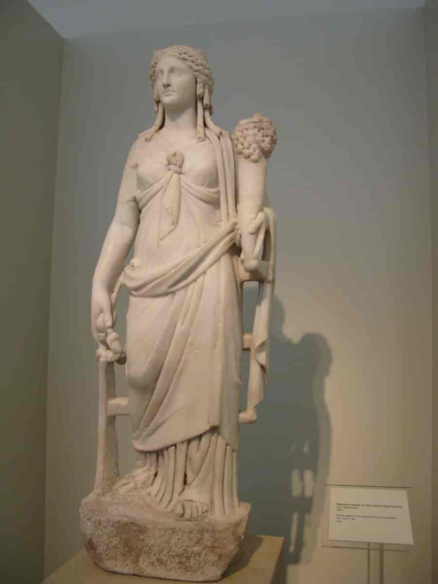 Statue av Tykhe