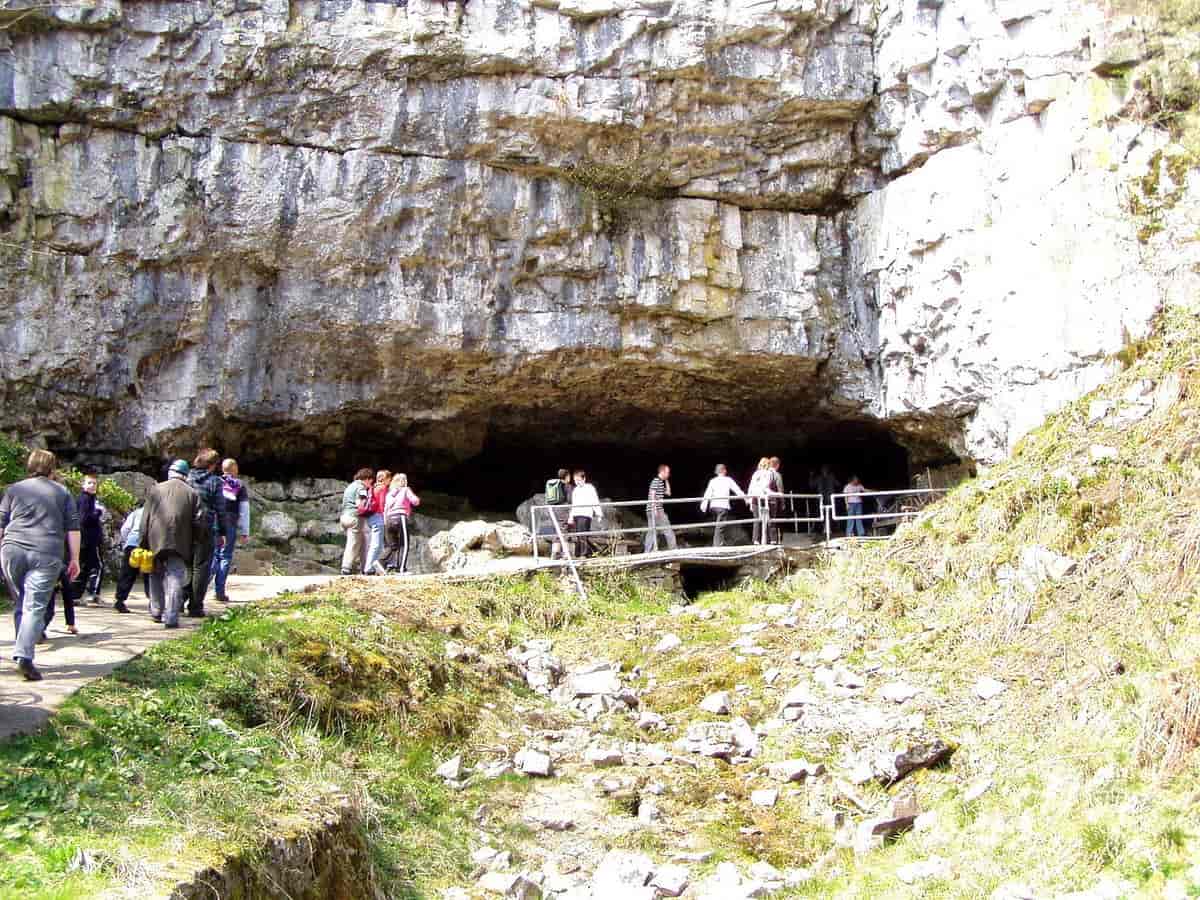 Inngangen til Ingleborough Cave