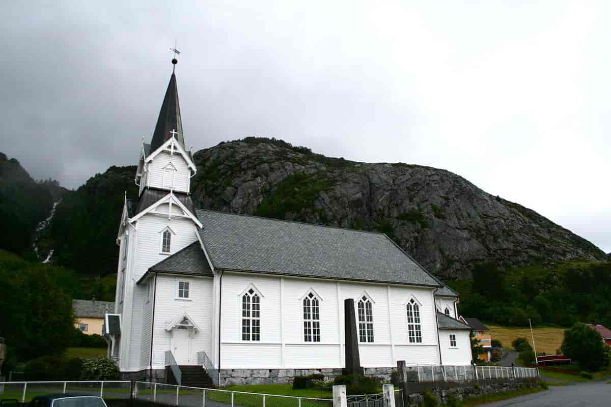 Bremanger kyrkje