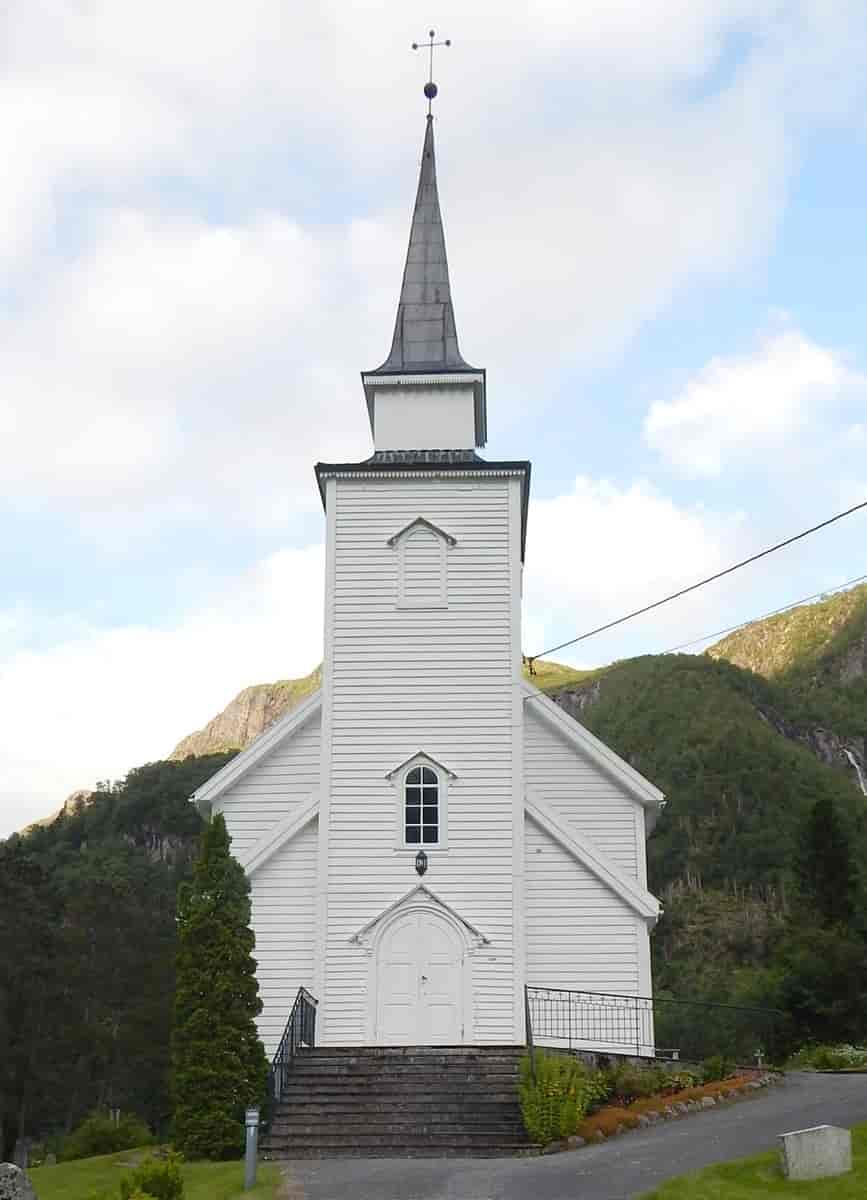 Hyen kirke