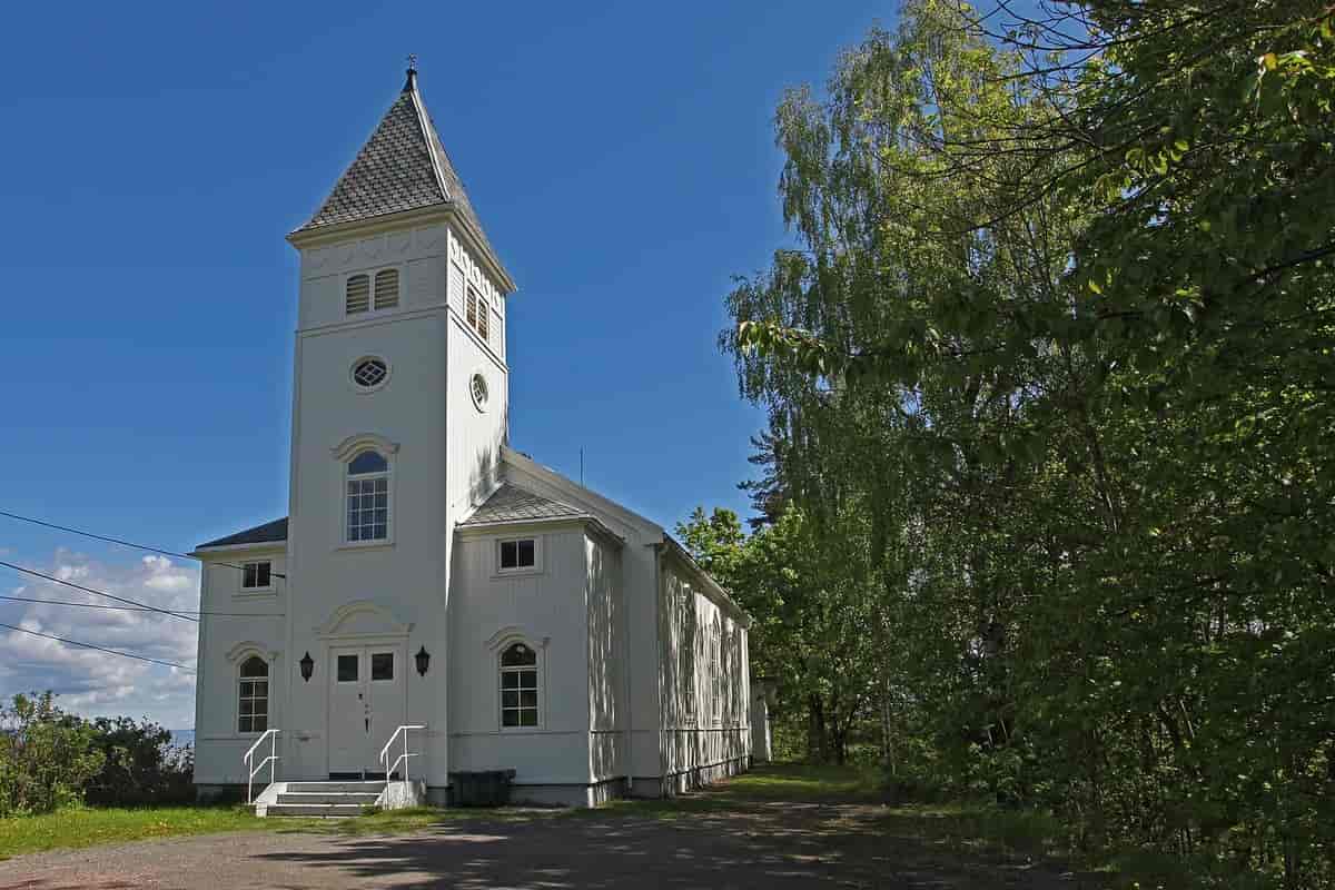 Nærsnes kirke