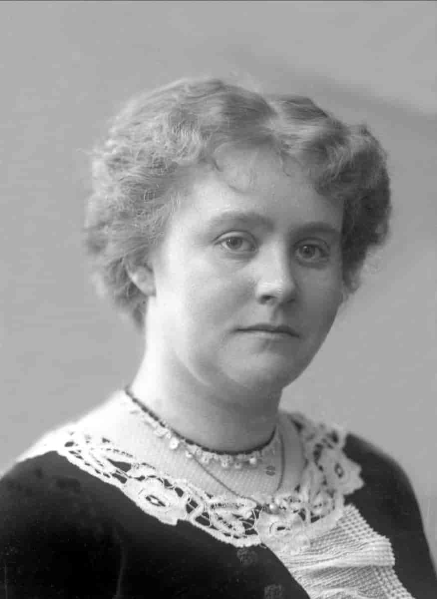 Dagmar Walle-Hansen, 1913