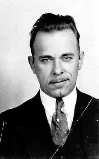 Dillinger fotografert av FBI