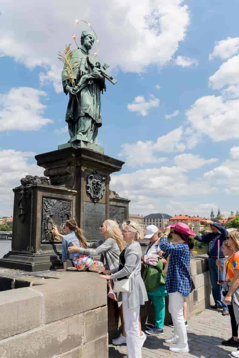 Nepomuk-statuen i Praha