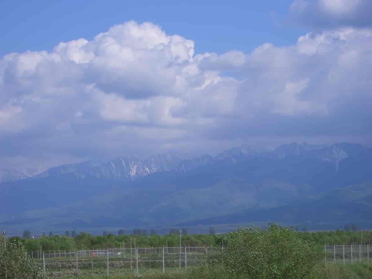 De transilvanske alpene (Sør-Karpatene) sett fra nord (Transilvania)