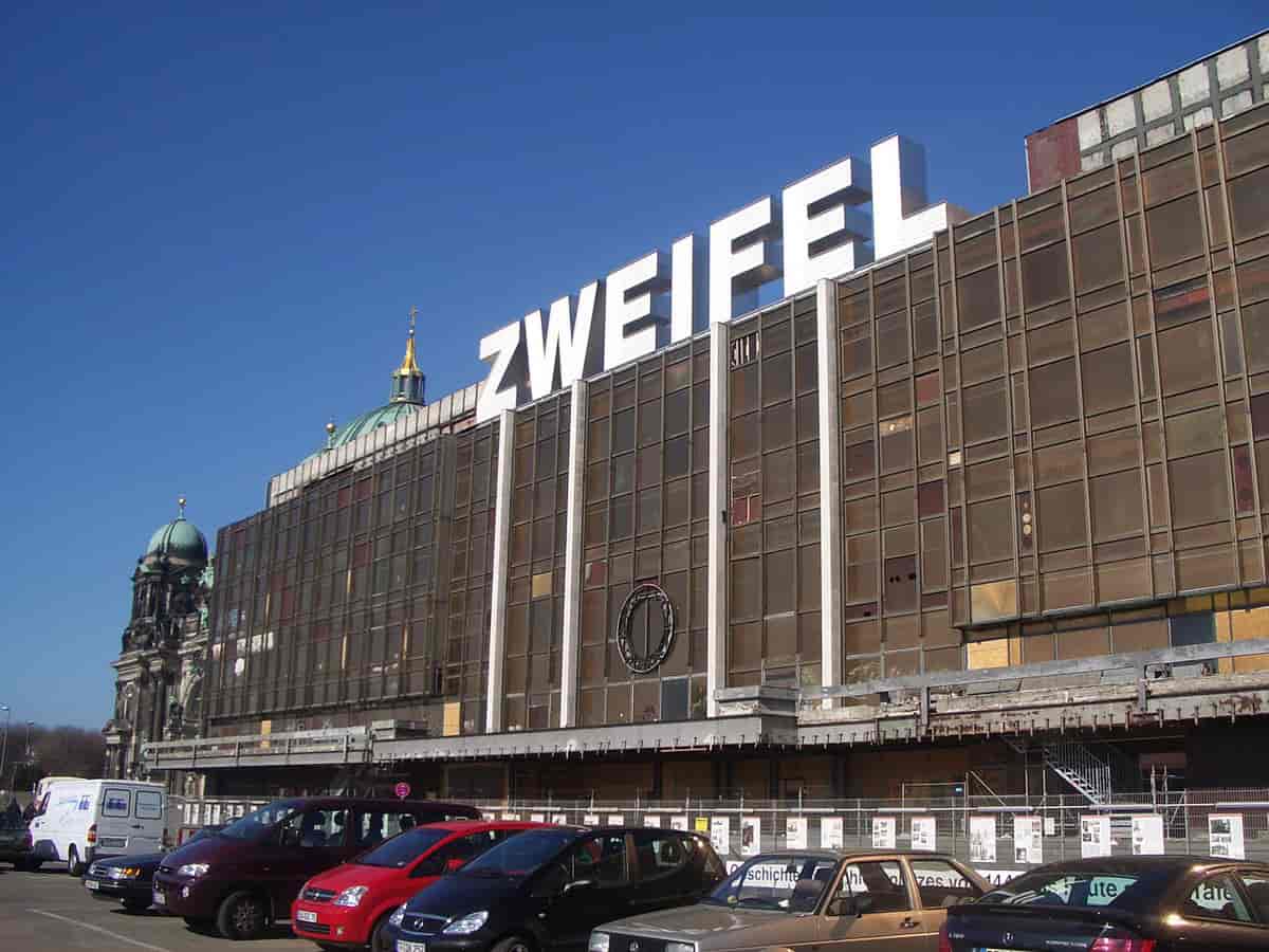 Zweifel i Berlin (2005)