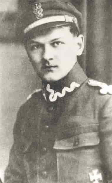 "Władysław Broniewski i soldatuniform under første verdenskrig."
