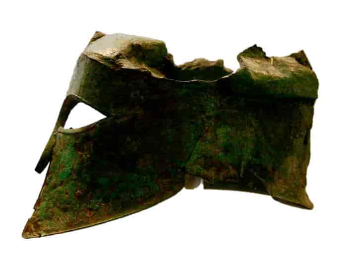 Polemarken Miltiades' hjelm, Olympia museum