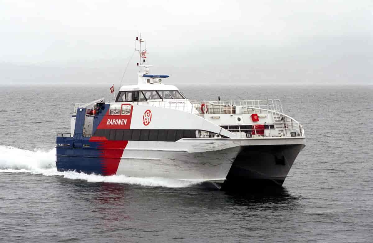 Hurtigbåten Baronen, 1998