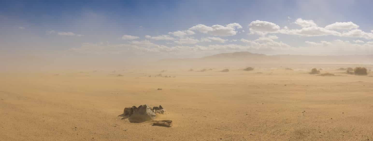Sandstorm i ørkenen