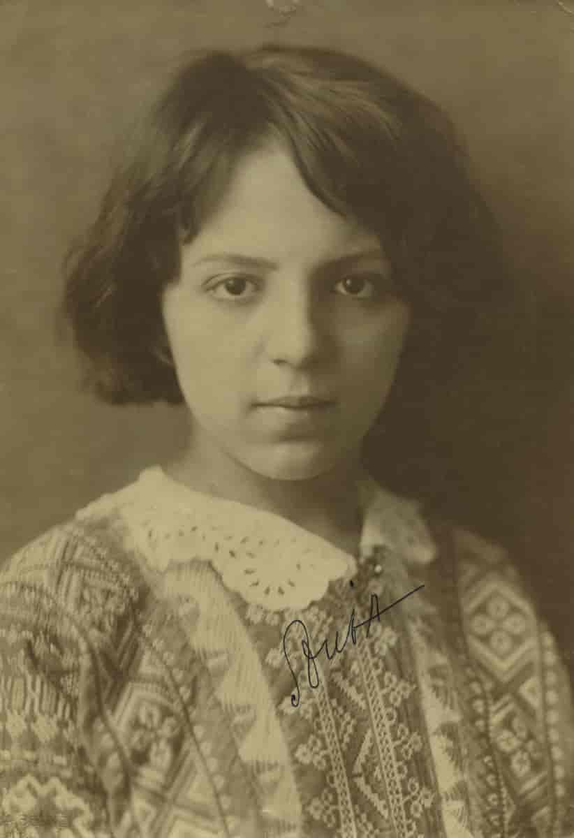 Den unge Sonia Fridman. Berlin, cirka 1915.