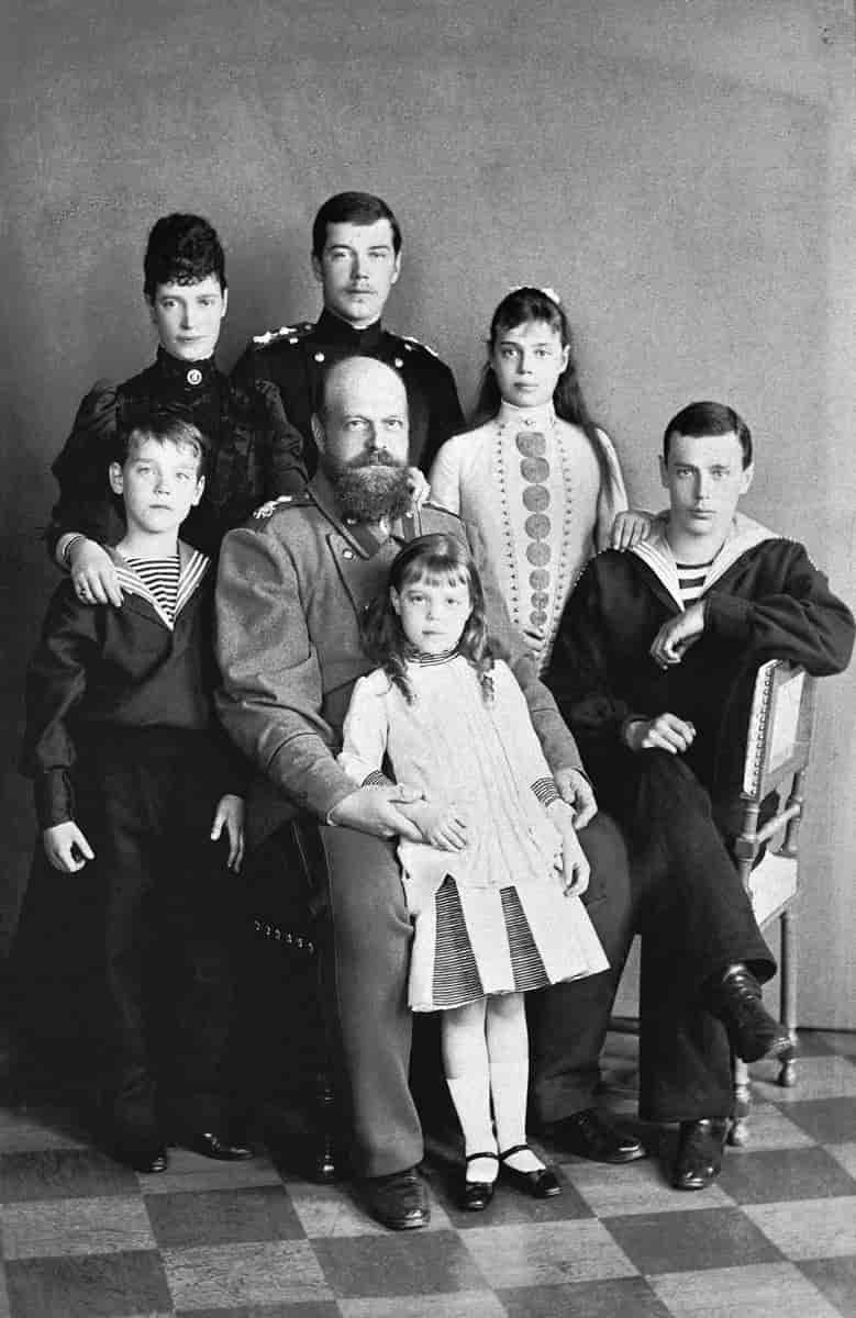 Aleksander 3 med familie
