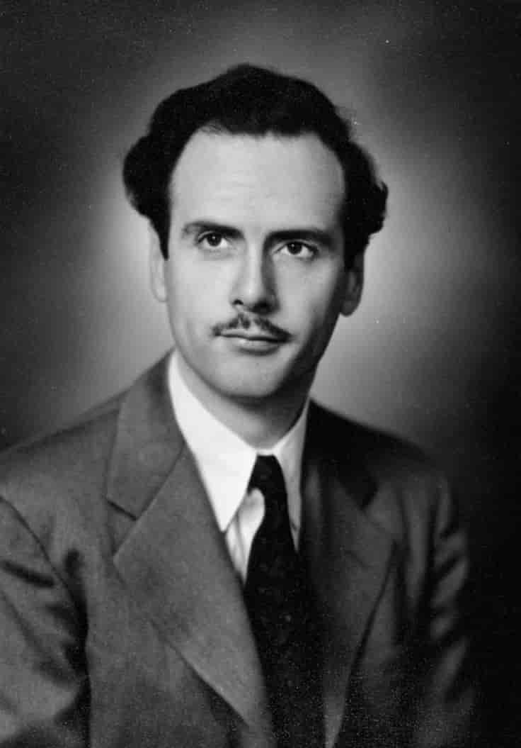Marshall McLuhan, 1945