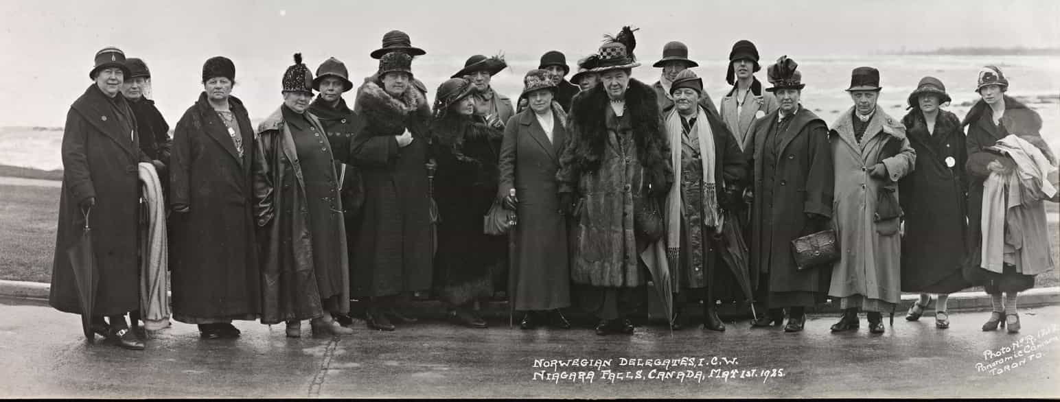 Norske delegater til ICWs møte i 1925, Kjelsberg nr. 5 foran fra høyre