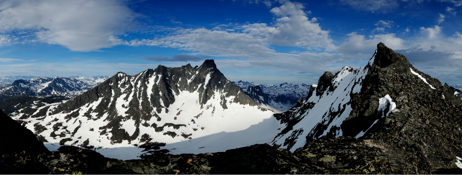Norges tredje høyeste fjell, Store Skagastølstind 