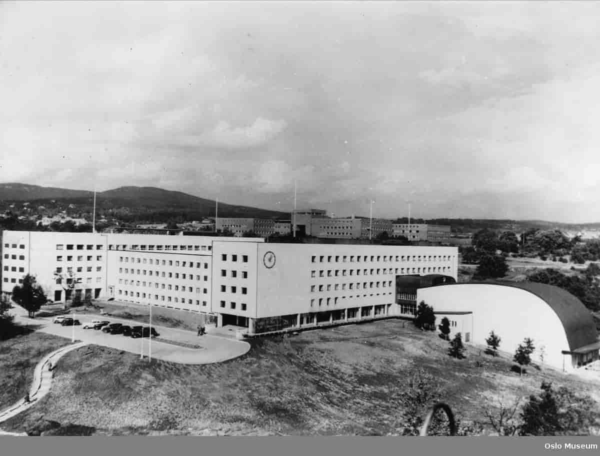 NRKs anlegg på Marienlyst rundt 1950