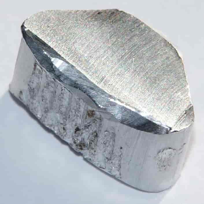 Metallisk aluminium