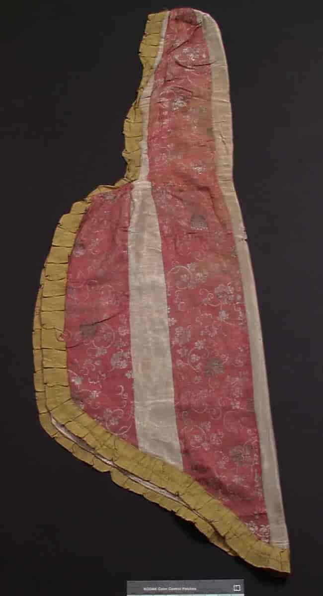 Dåpsløyert, eller dåpskåpe, i silke