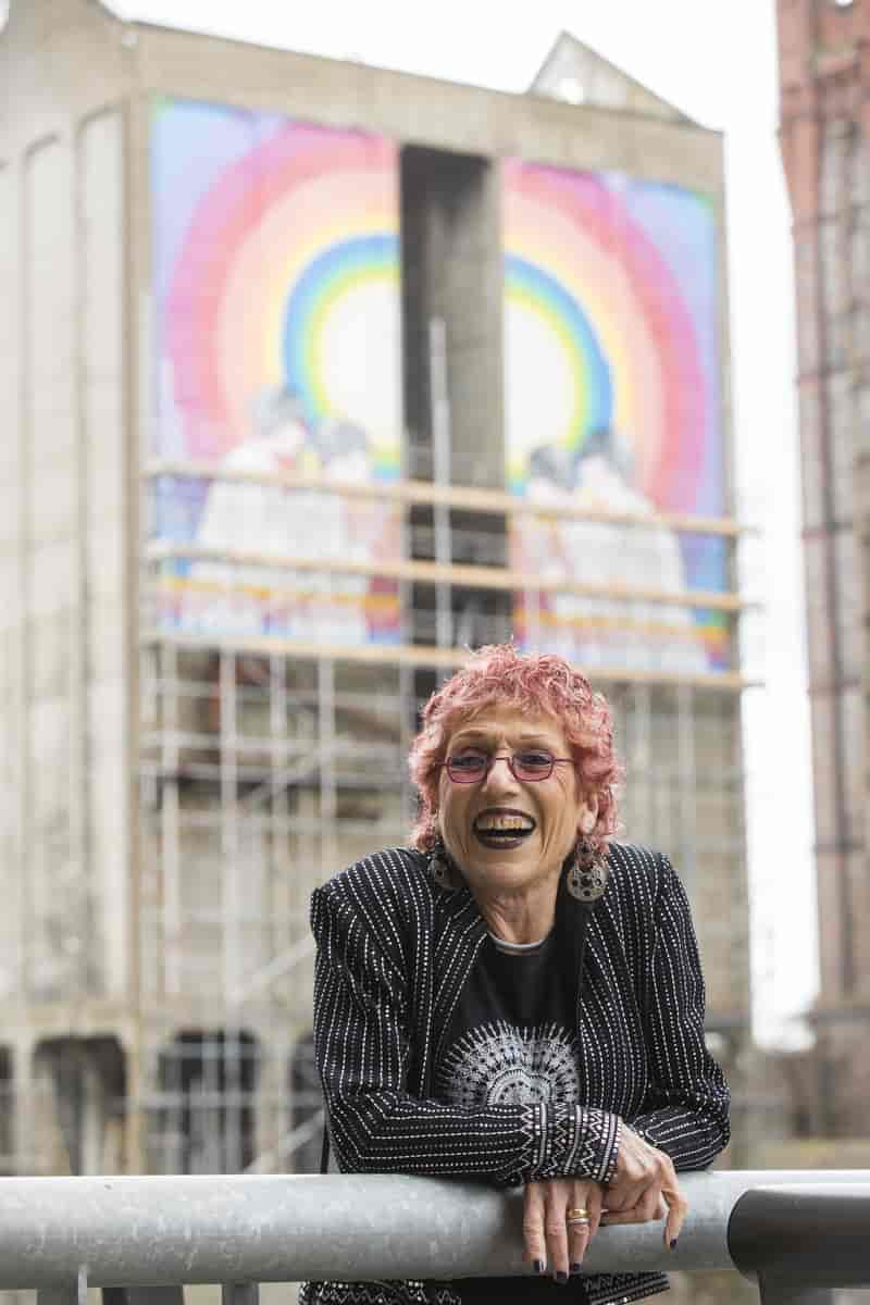 Judy Chicago og Fixing a Hole