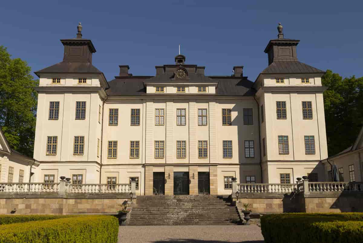 Sjöö slott