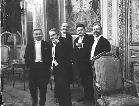 Fra venstre til høyre: Paul Reynaud, Aristide Briand, Champetier de Ribes, Edouard Herriot og Léon Bérard 