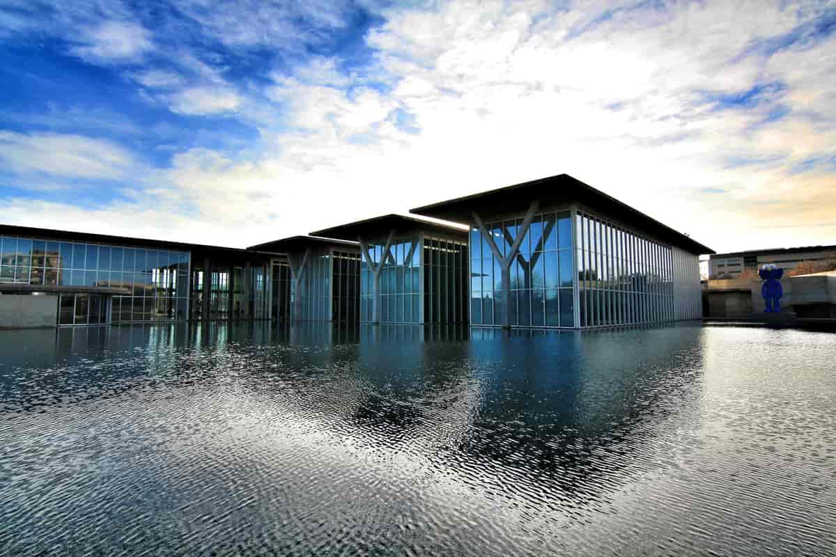 Modern Art Museum of Fort Worth tegnet av den japanske arkitekten Tadao Ando