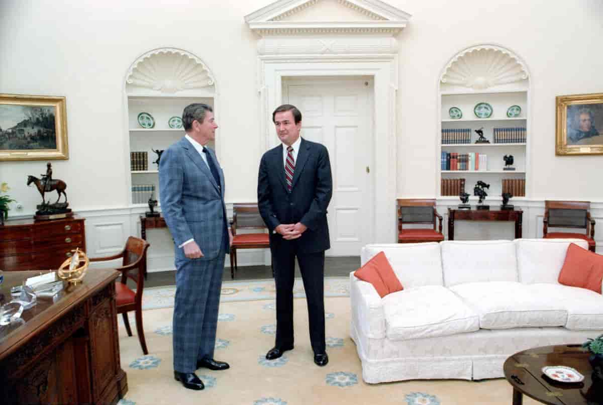 Reagan og Buchanan