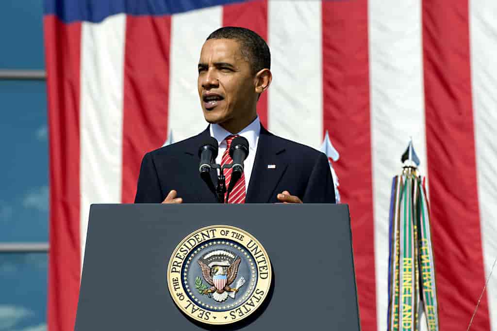 President Barack Obama snakker på en minneseremoni for ofrene ved Fort Hood. 10. november 2009