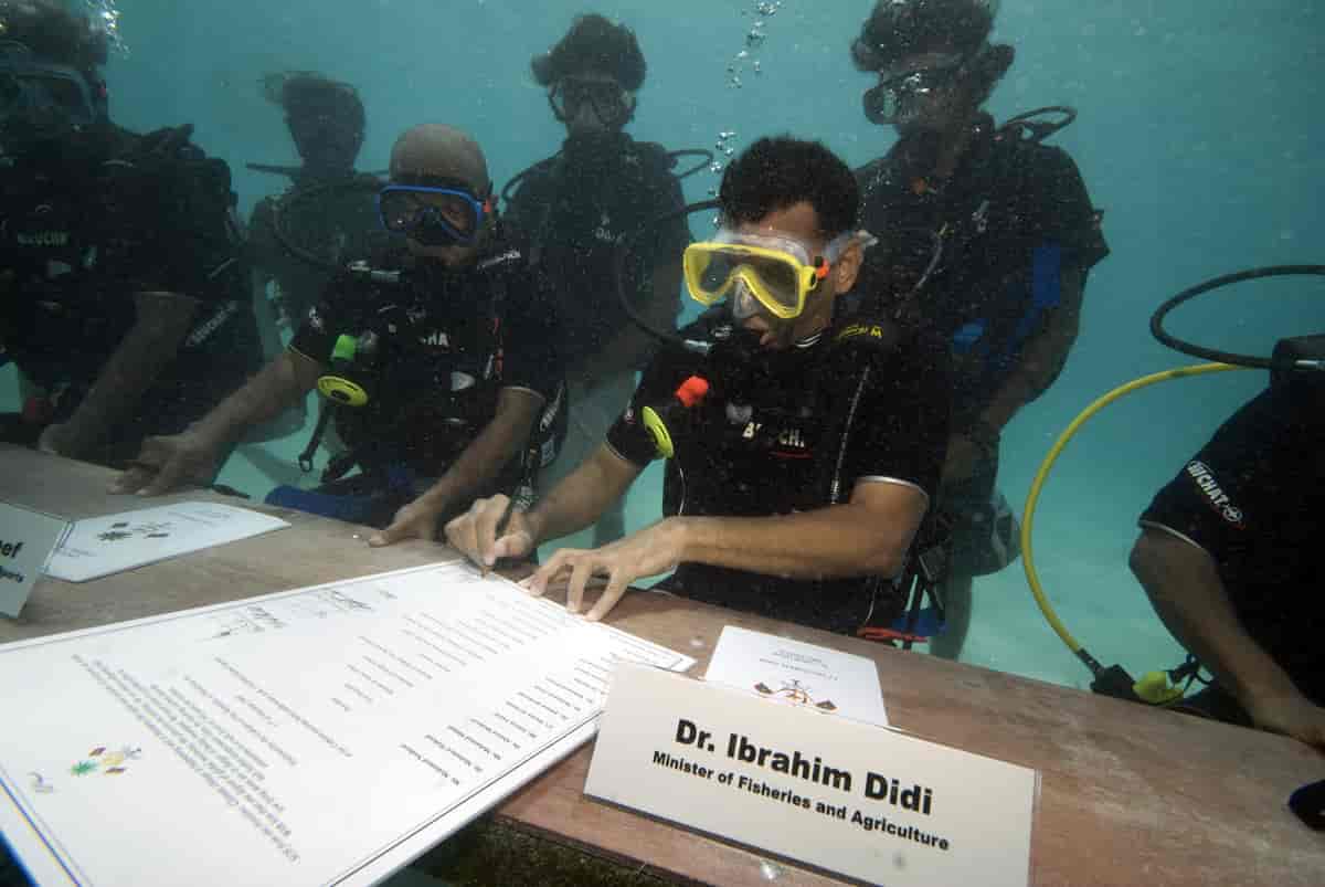 Regjeringsmøte i Maldivene under vatn (2009)