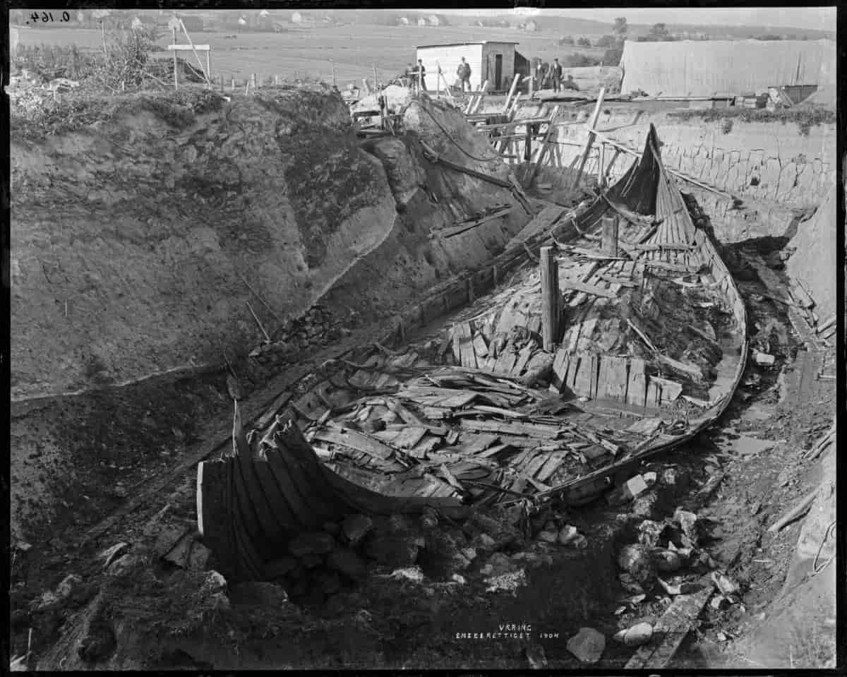 Osebergskipet under utgraving