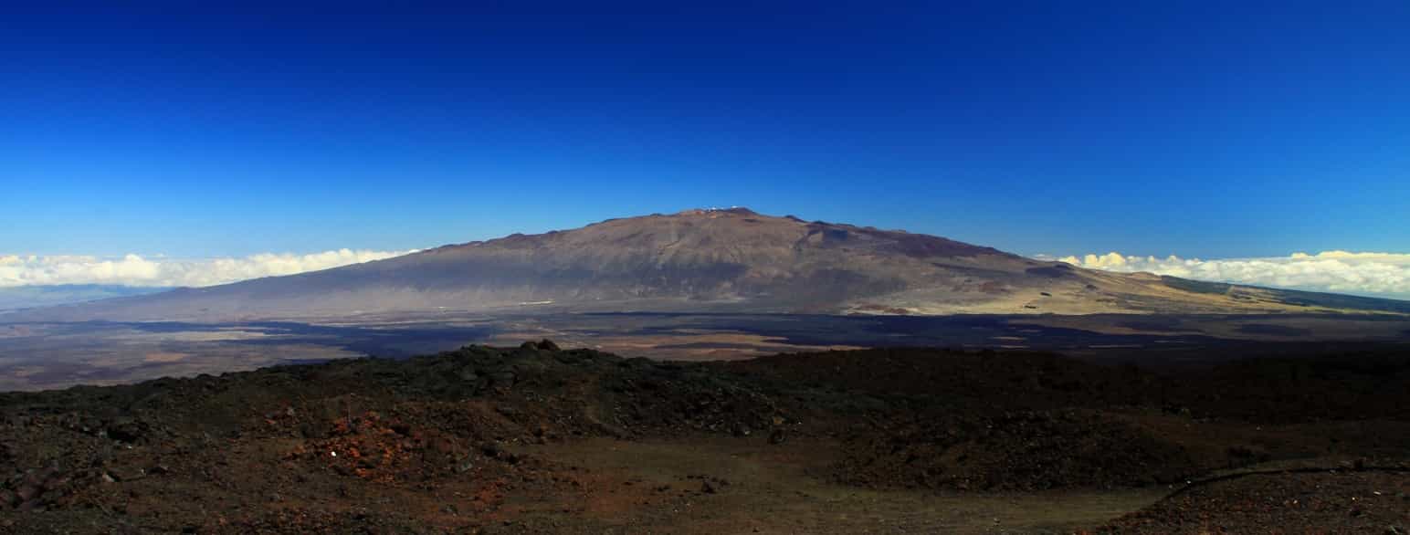 Mauna Kea sett fra Mauna Loa
