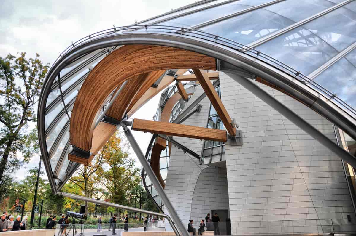 Fondation Louis Vuitton. Detaljer av bygningskonstruksjonene. Arkitekt: Frank Gehry.
